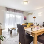Apartman Olive Garden I
