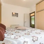 Olive Garden I Apartman